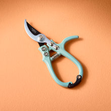 Load image into Gallery viewer, Garden Shears and Pruners