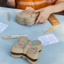 Load image into Gallery viewer, Curious Critters